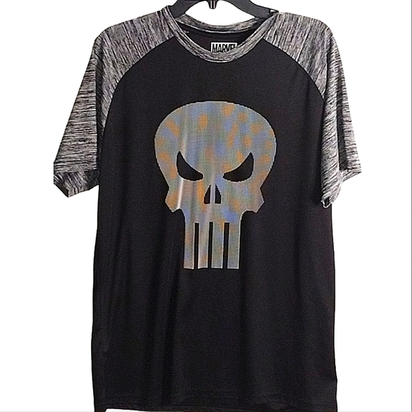 Marvel Dri-fit T-Shirt Men's XL - Picture 2 of 2